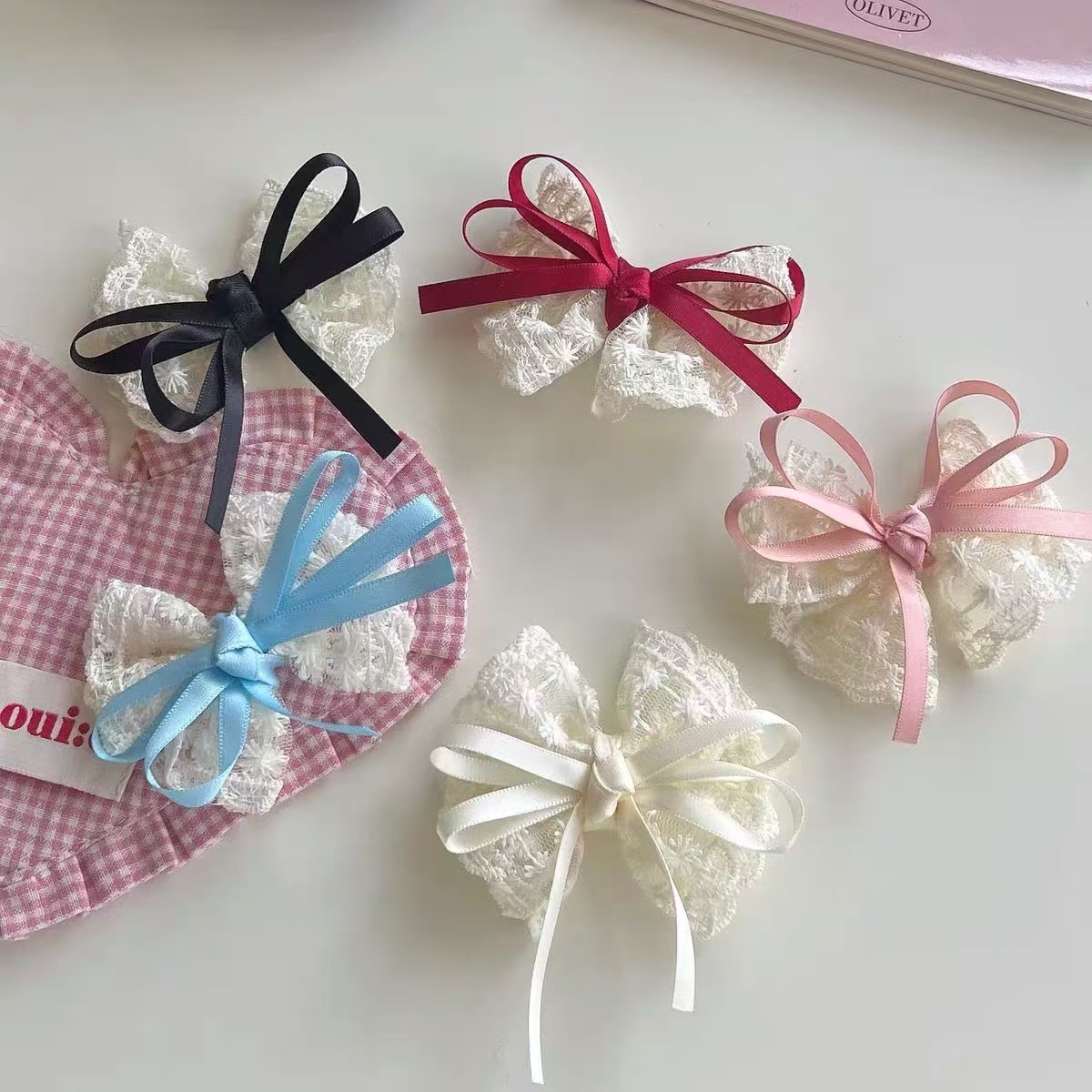 Horquillas con lazo de encaje  - Travel Accessories Designer reseña y precio